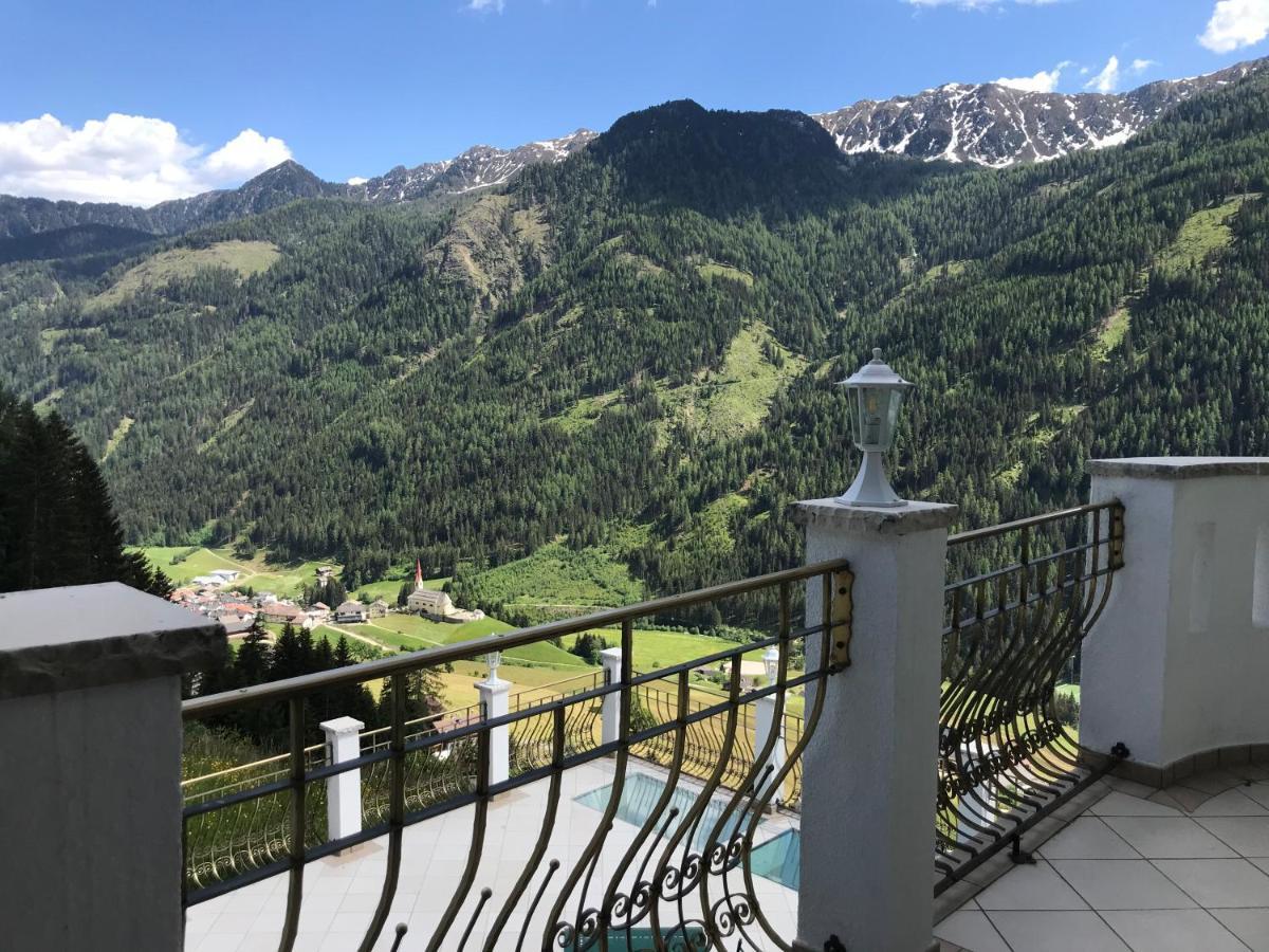 Land-palais - Private Mountain Hideaway 5*