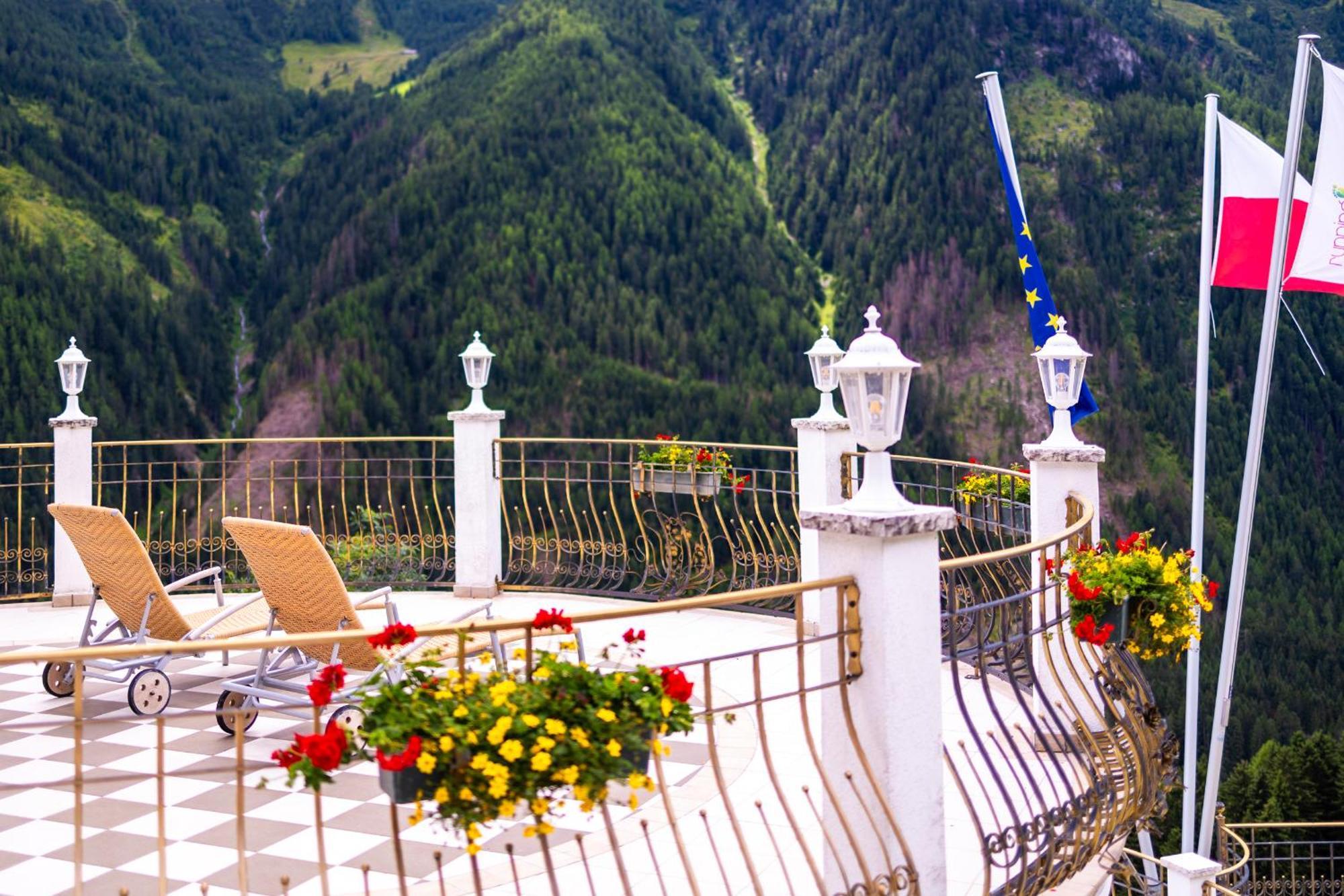Land-palais - Private Mountain Hideaway 5*