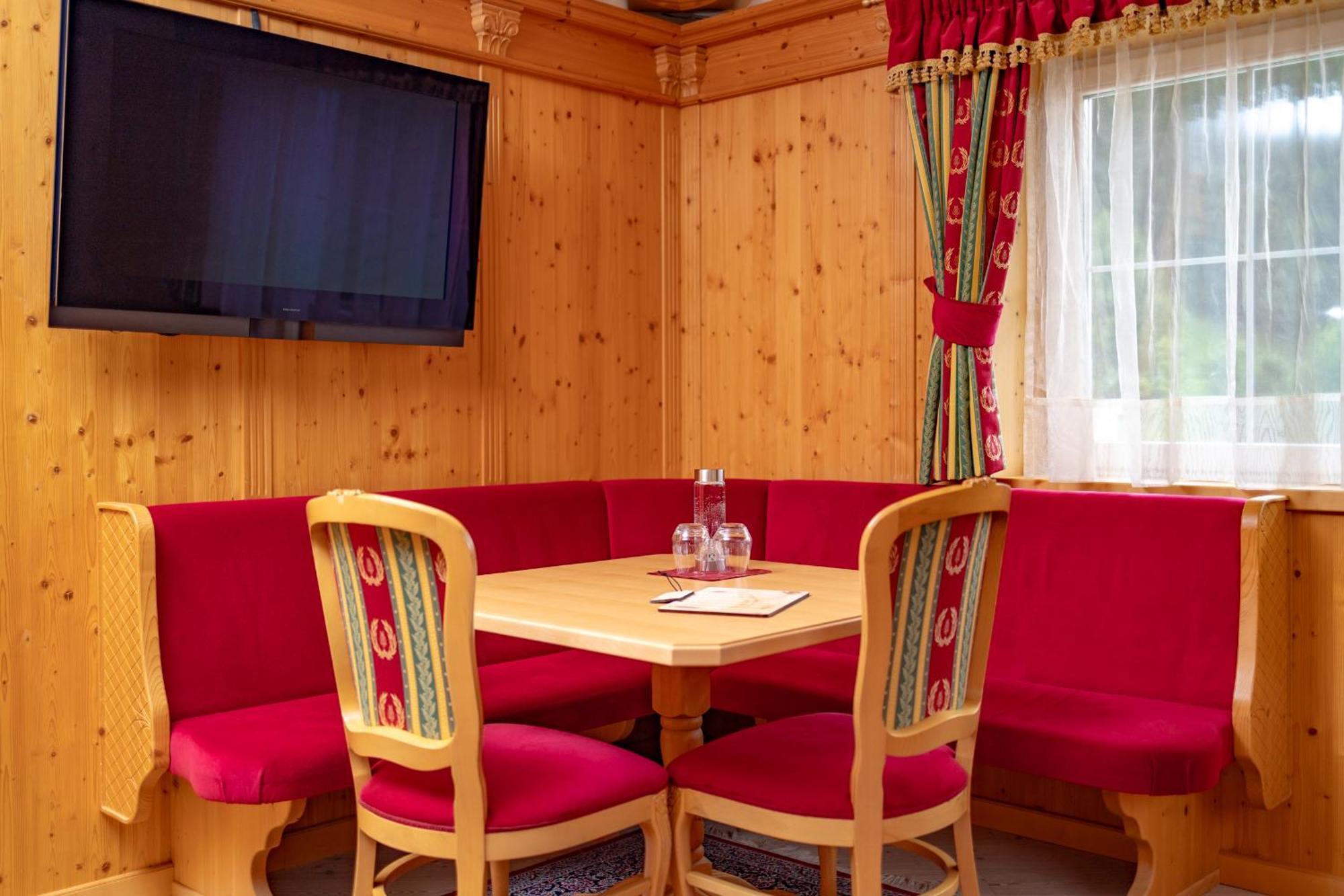 Land-palais - Private Mountain Hideaway Bed & Breakfast Selva dei Molini