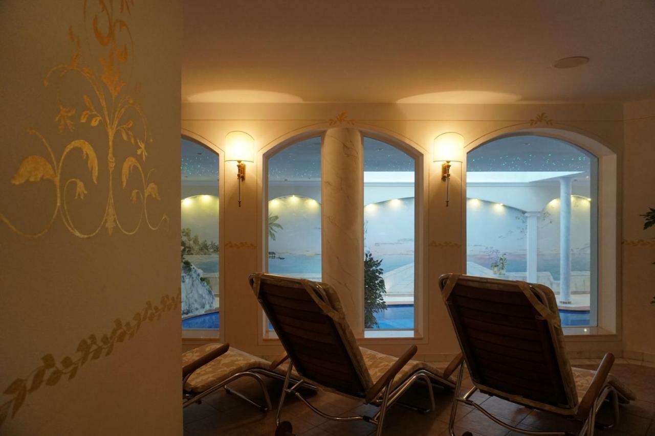 Land-palais - Private Mountain Hideaway Bed & Breakfast 5*